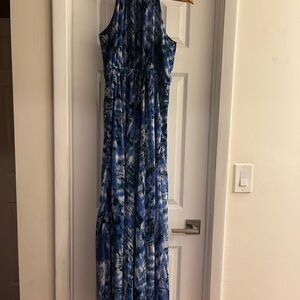 Elegant Blue Patterned Maxi Dress